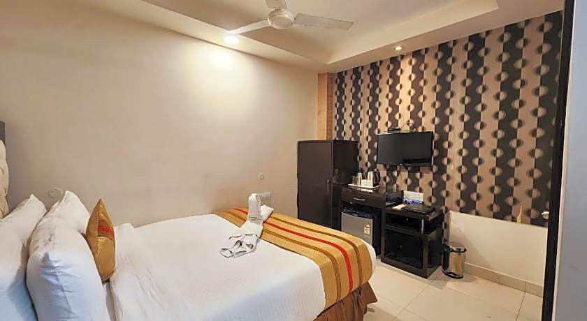 Hotel Housez 43
