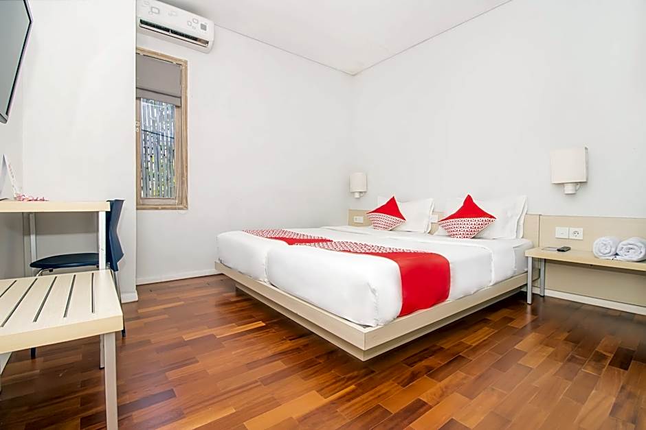 OYO 2854 COZY B&B Seminyak