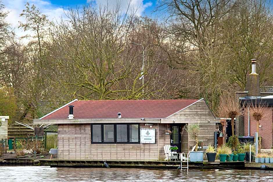 Aangenaam op de Rijn, woonboot, inclusief privé sauna