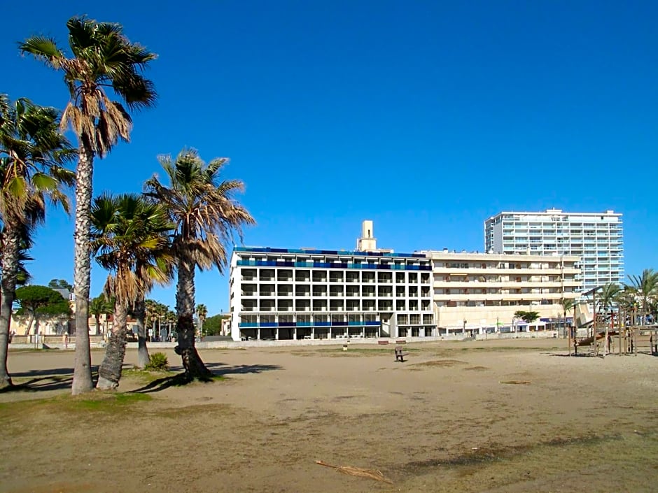 Hotel Brisamar Suites