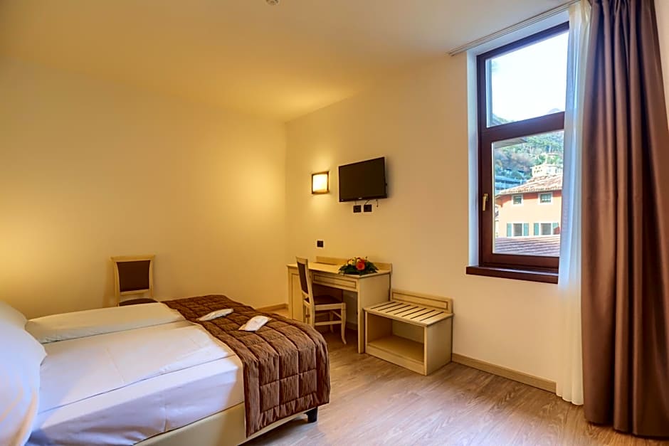 Hotel Europa - Skypool & Panorama