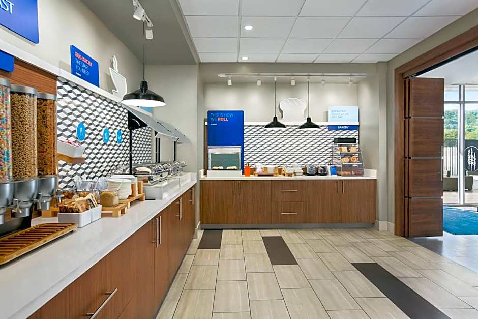 Holiday Inn Express And Suites Ukiah By IHG