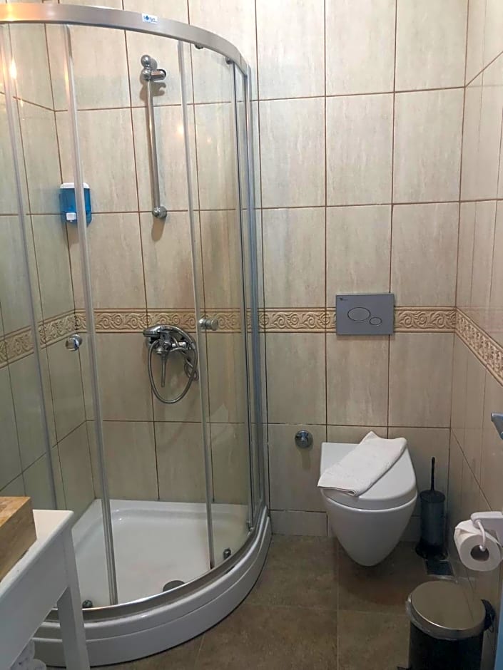 Çakir Bey Hotel