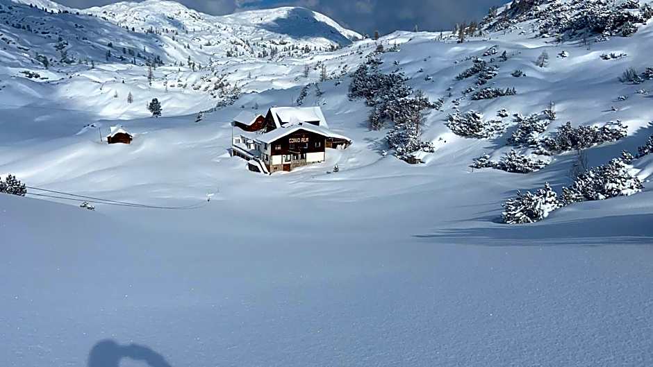 Gjaid-Alm 1739m am Dachstein-Only Accessible by Cable Car
