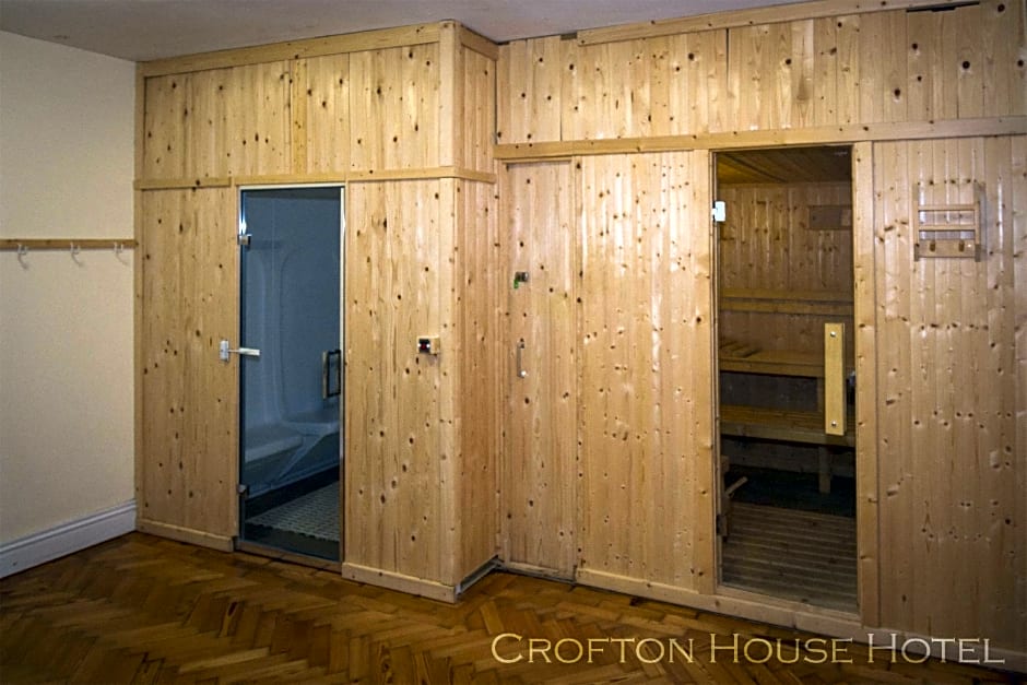 Crofton House Hotel