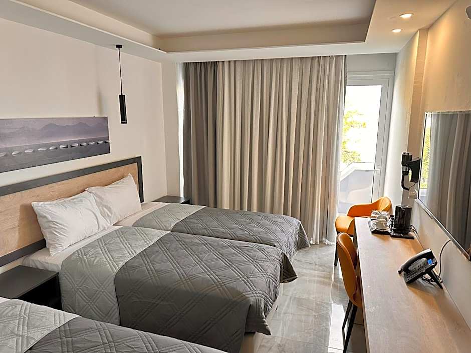 Papouis Protaras Hotel