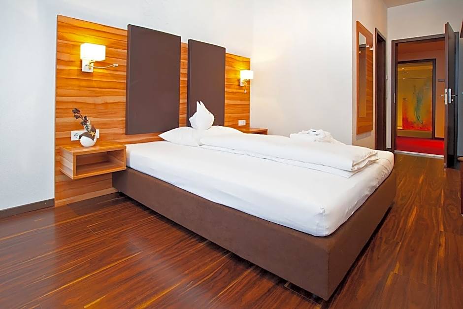 Foto 1 daripada 10 — Single Room with Bathroom