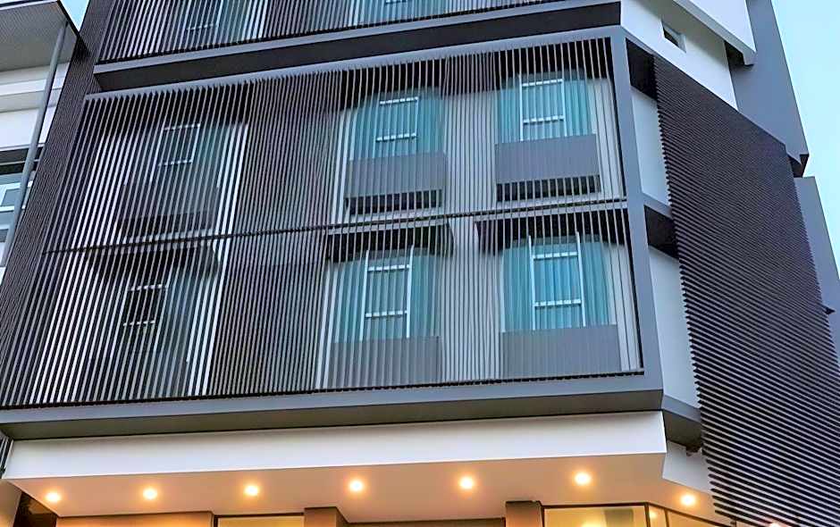 The Leverage Lite (Kuantan)