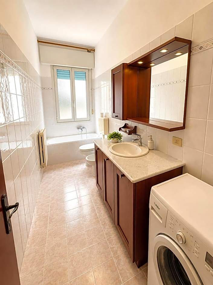 Big Apartment with 3 rooms