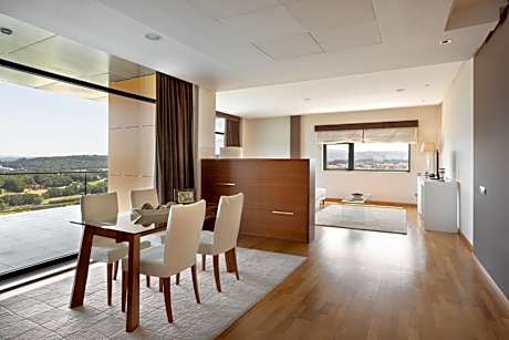 Executive Suite with Terrace