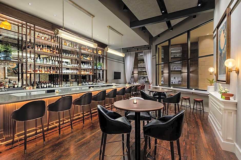 106 Jefferson Huntsville Curio Collection by Hilton