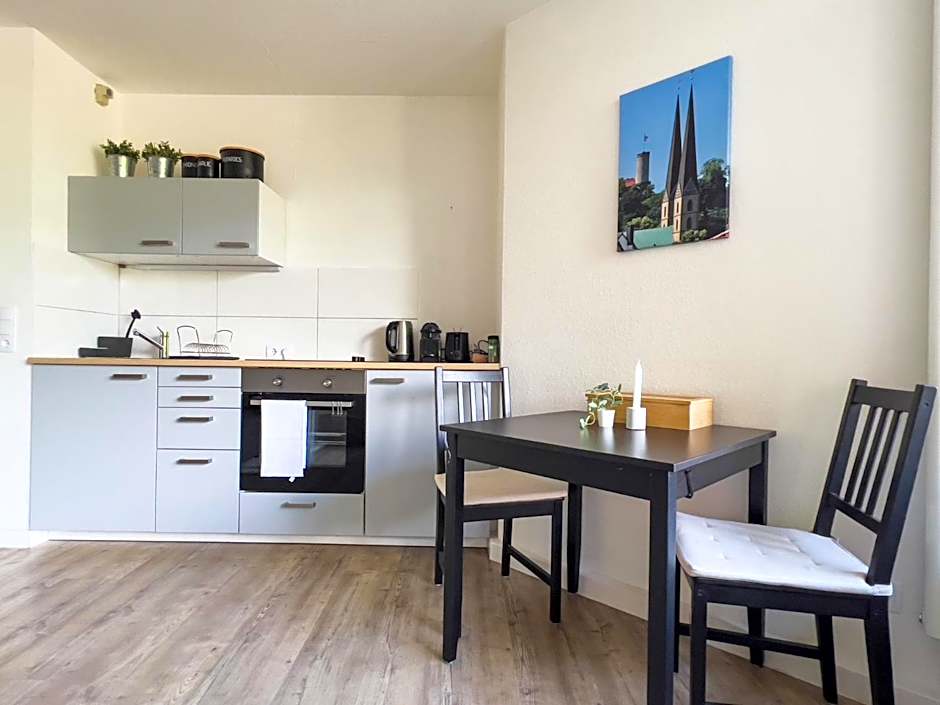 homebydoni - zentral I Parkplatz I Küche I Balkon