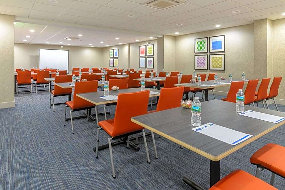 Holiday Inn Express Southington By IHG