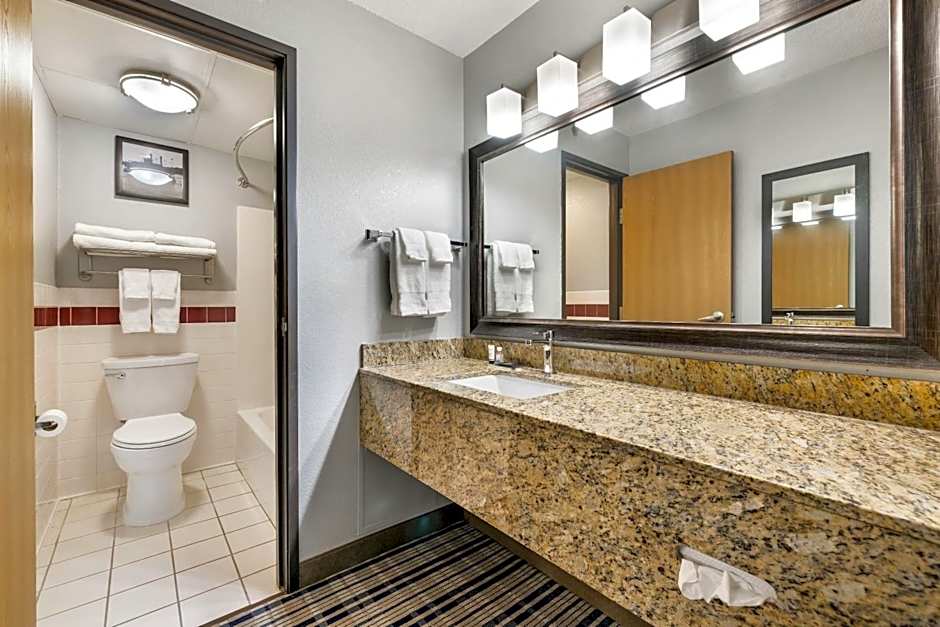 AmericInn by Wyndham Bismarck