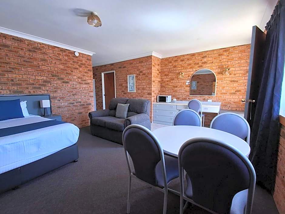 Blue Diamond Motor Inn