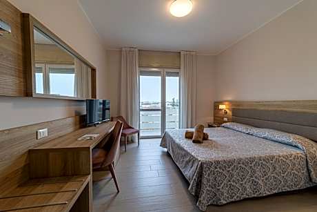 Superior Twin/Double Room