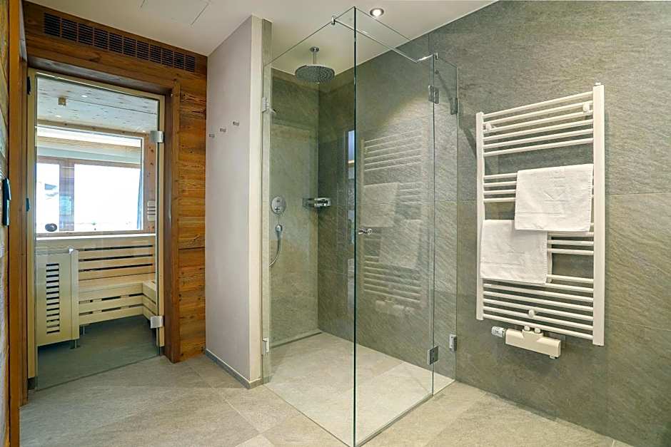 Verwohnhotel Kristall