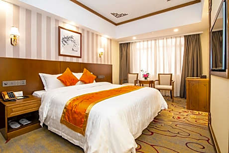 Deluxe Business Double Room