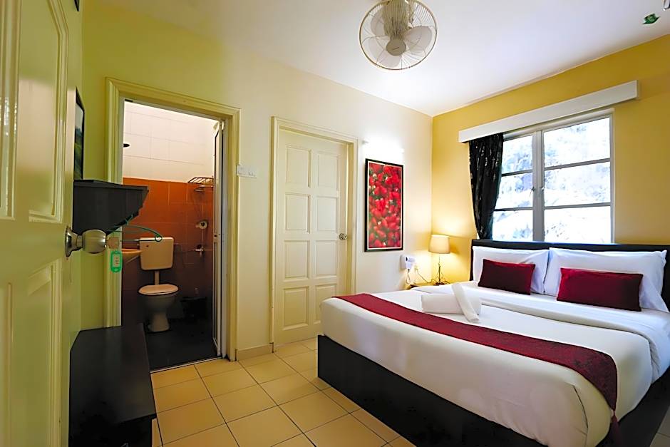 Photo 1 of 4 of Standard 1 Queen Bed
