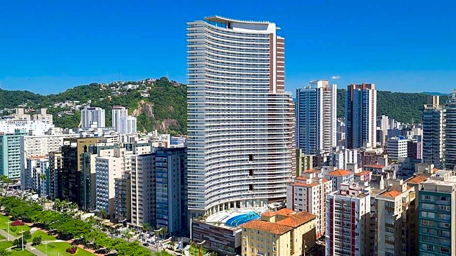 Studio moderno em condomínio de luxo pé na areia