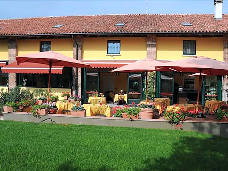 Hotel Cascina Marisa