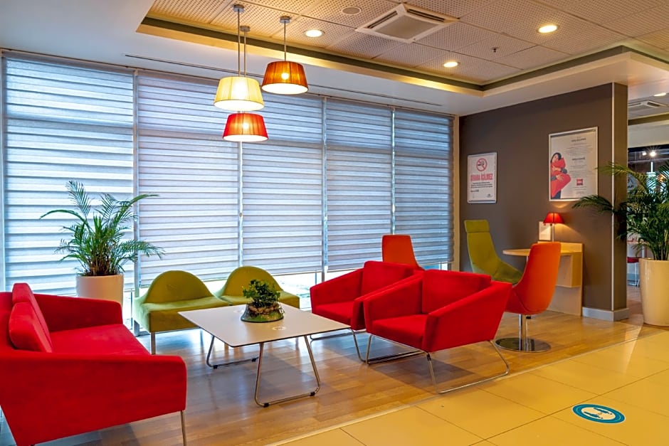 Ibis Izmir Alsancak