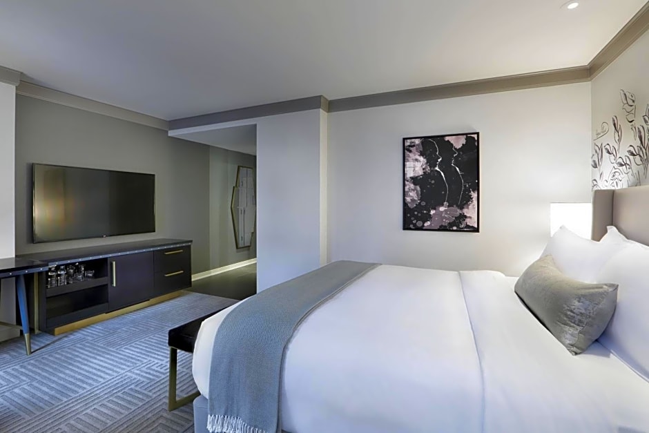 The Gwen, a Luxury Collection Hotel, Michigan Avenue Chicago