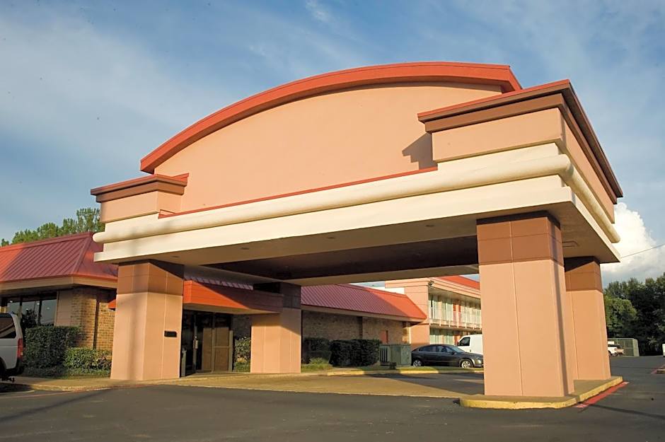 Express Inn & Suites