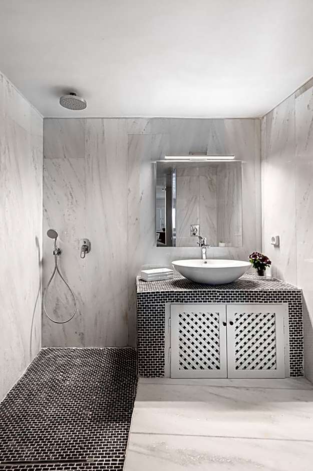 Armeni Luxury Villas