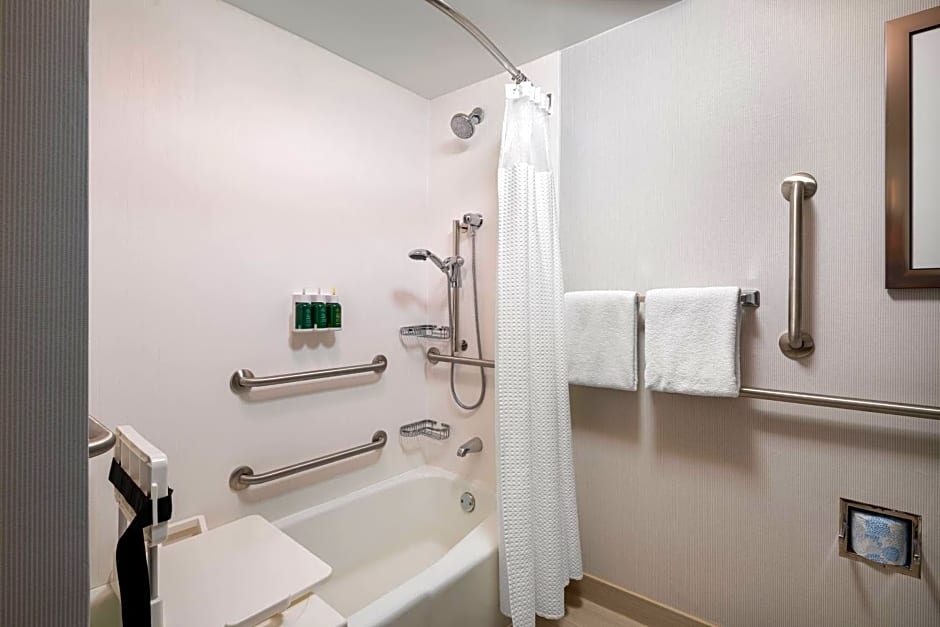 Courtyard by Marriott Las Vegas Convention Center