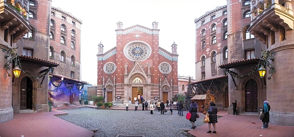 Ragip Pasha Apartment