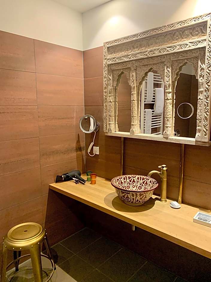 Blackhome Graz I contactless check-in