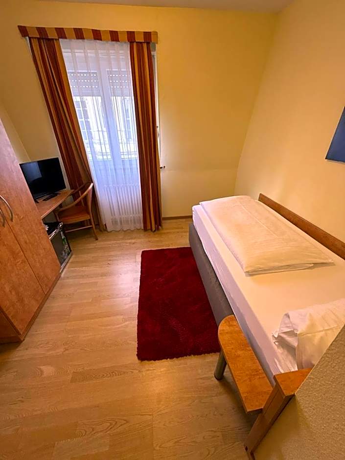 Hotel Bischoff
