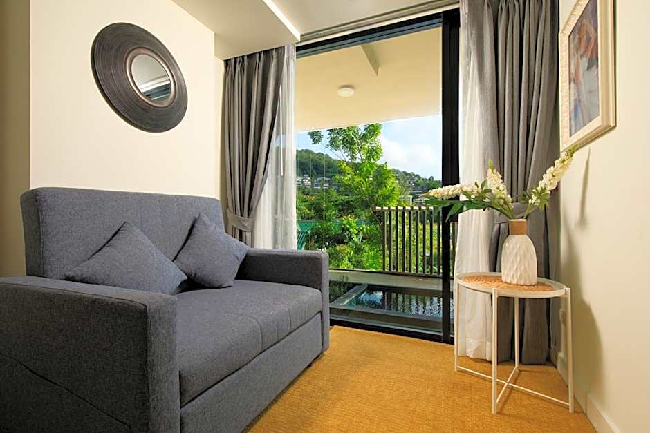 The Aristo by Holy Cow, 4-BR loft, 150 m2, pool view