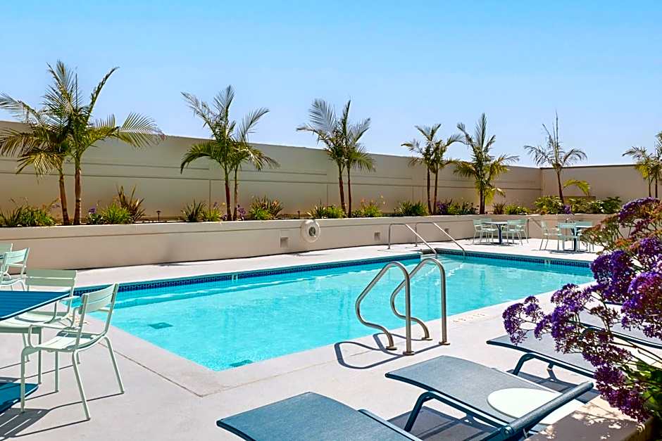 The Westin Los Angeles Airport