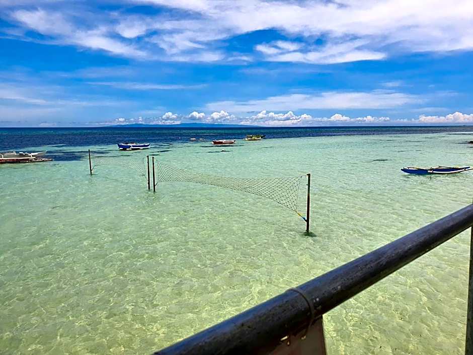 L & M Hearthstones Lodge