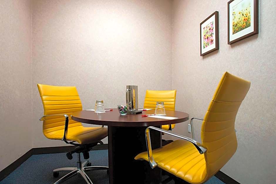 Newark Liberty International Airport Marriott