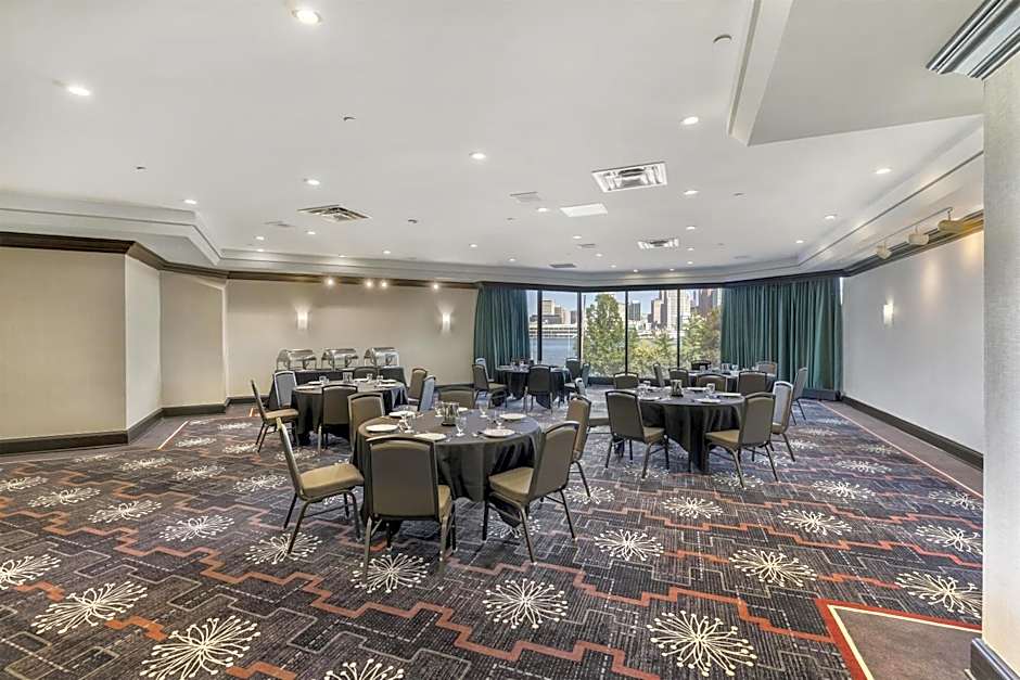 Best Western Plus Waterfront Hotel