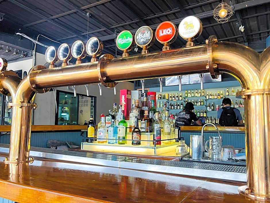 New Breakers Hotel Rawai