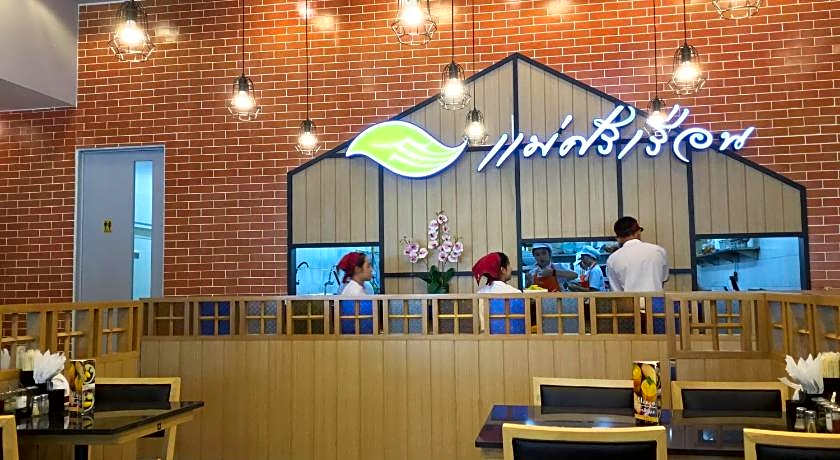 View Talay 6 by Pat 42