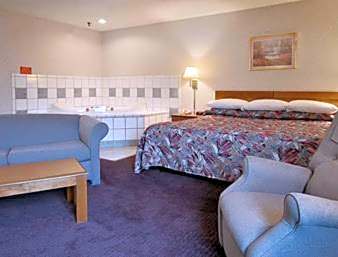 Econo Lodge El Paso, IL