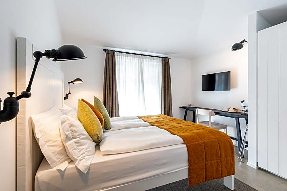 Seta Hotel