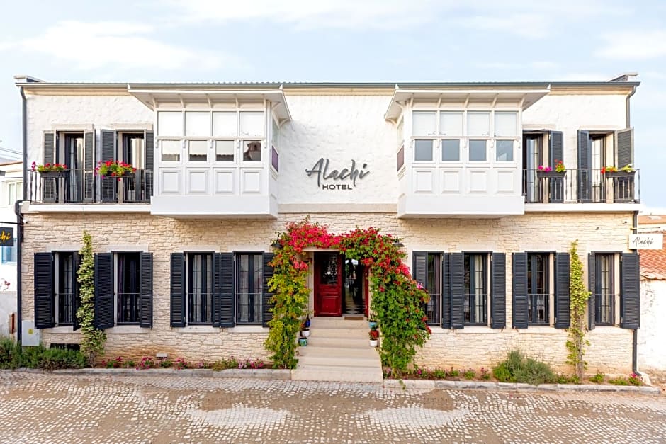 Alachi Hotel