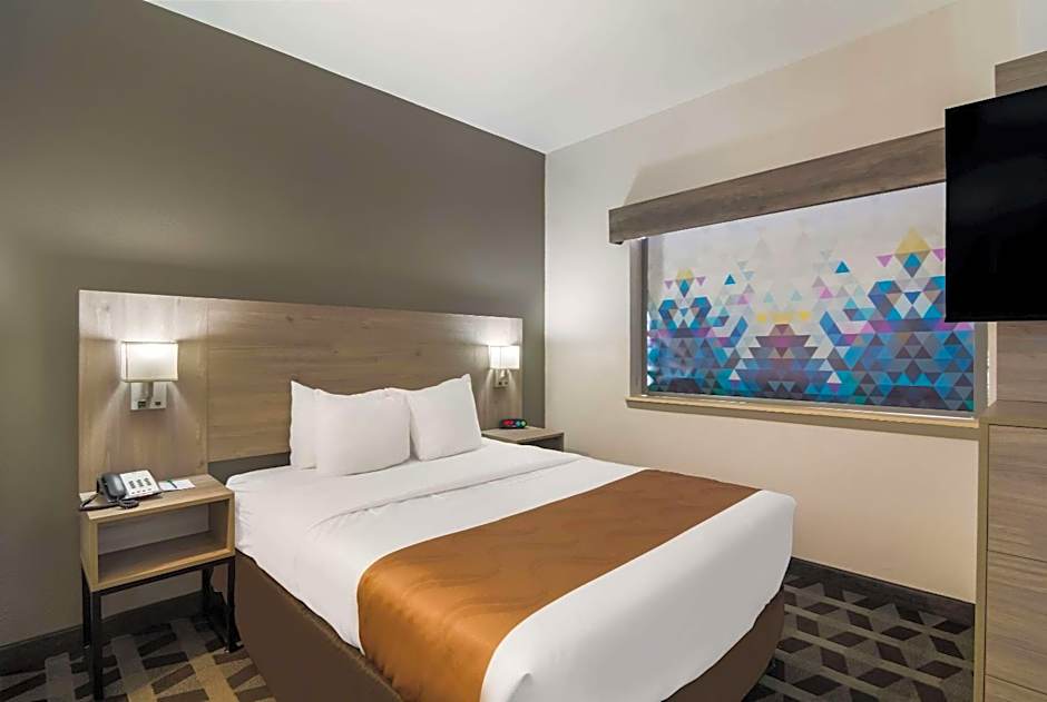 Quality Inn & Suites Waco North