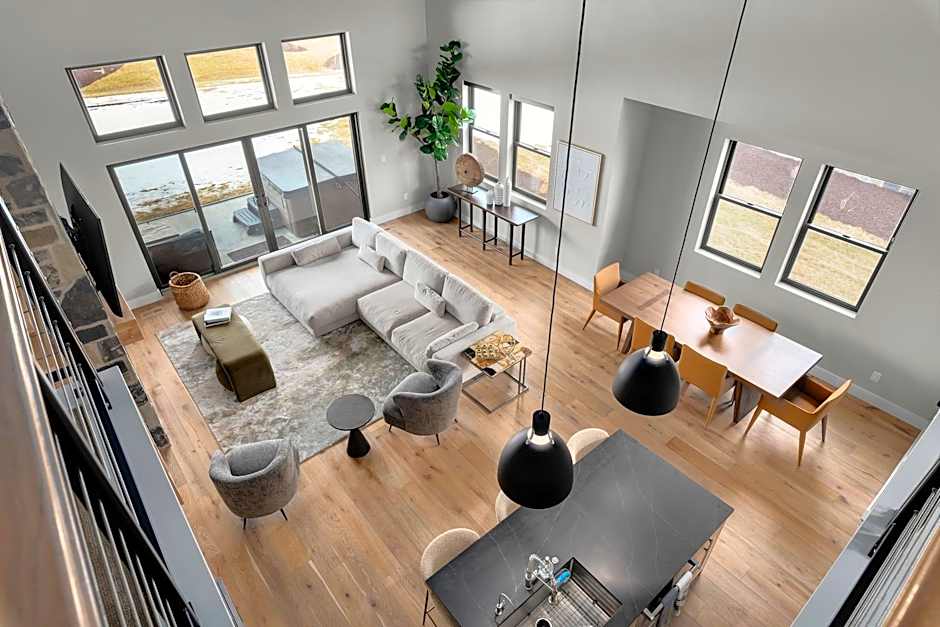 Luxury Stays Club 1012, New lovely 4br TH, New Deer Valley 1 min Park City 10 min