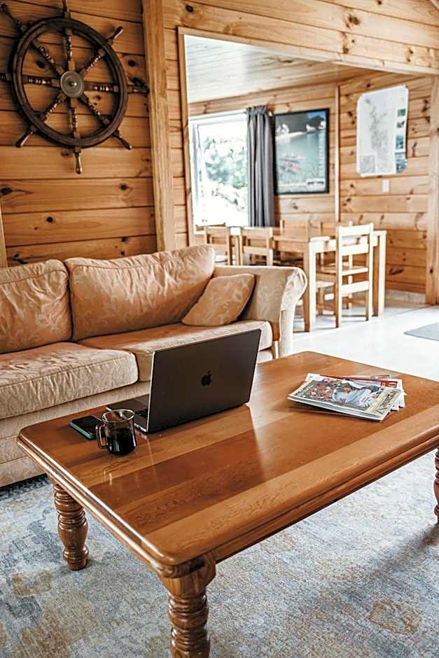 Tatahi Cove Back Packer