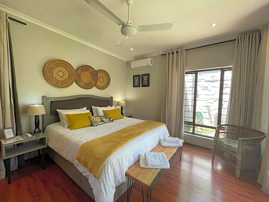 Khululeka Safaris Lodge