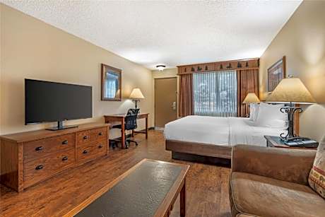Executive King Room - Non-Smoking