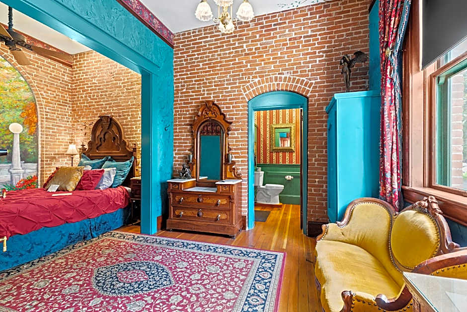 The Peerless Hotel