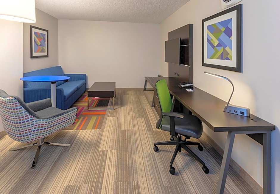 Holiday Inn Express Hotel & Suites-St. Paul By IHG